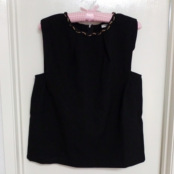 FRNCH Tops - French designed chic classy braided collared top